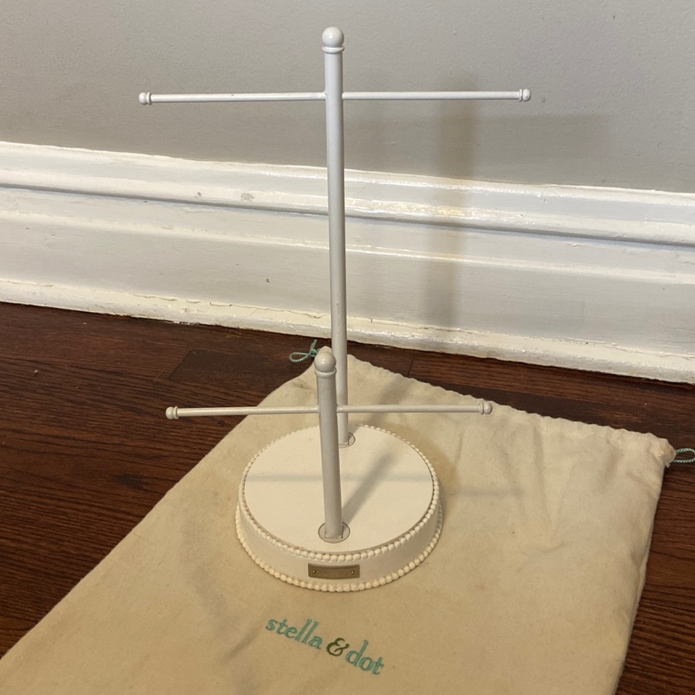 Stella and Dot Jewelry Stand